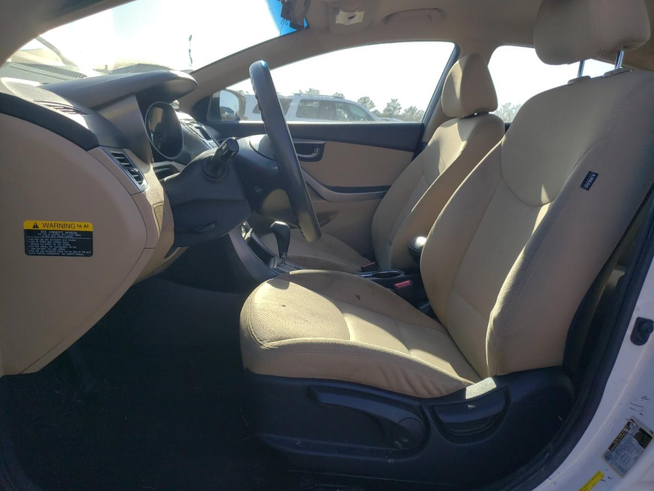 Hyundai Elantra gl 2013