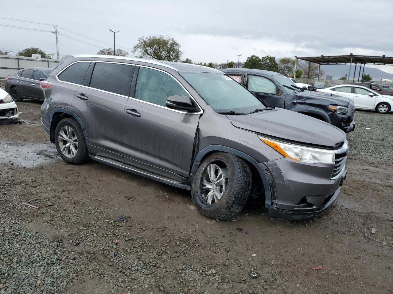 TOYOTA HIGHLANDER XLE