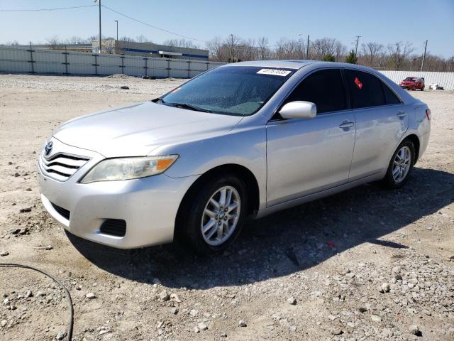 TOYOTA CAMRY BASE