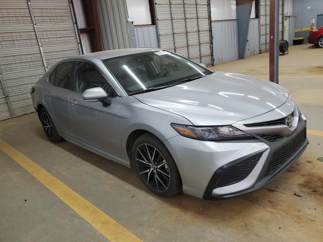 Vin: 4t1g11ak8ru909218, lot: 50193575, toyota camry se night shade 20244