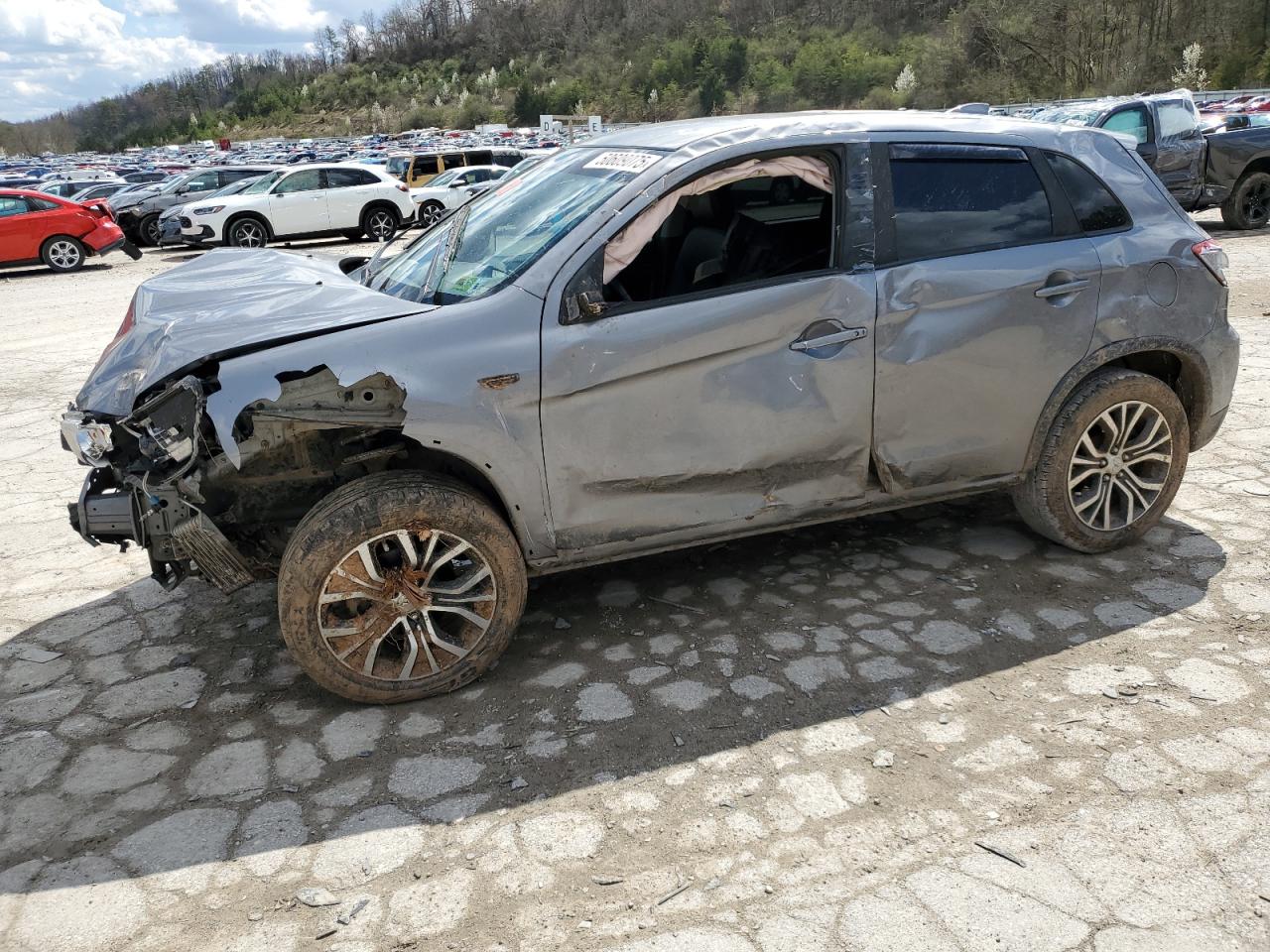 MITSUBISHI OUTLANDER ES