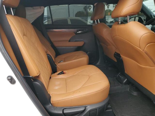 2024 TOYOTA HIGHLANDER - 5TDKDRAH7RS534063