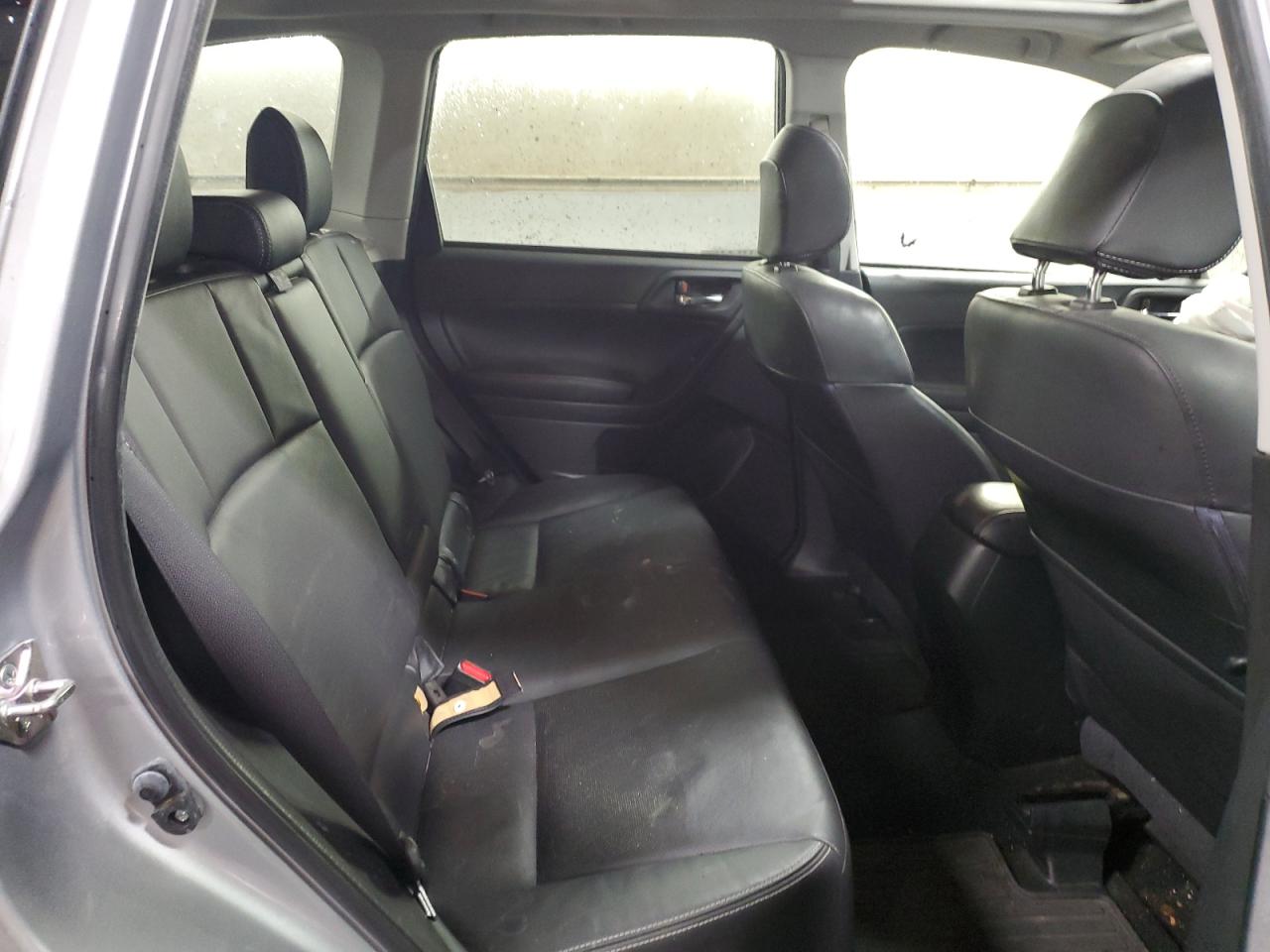 Subaru Forester 2 2015