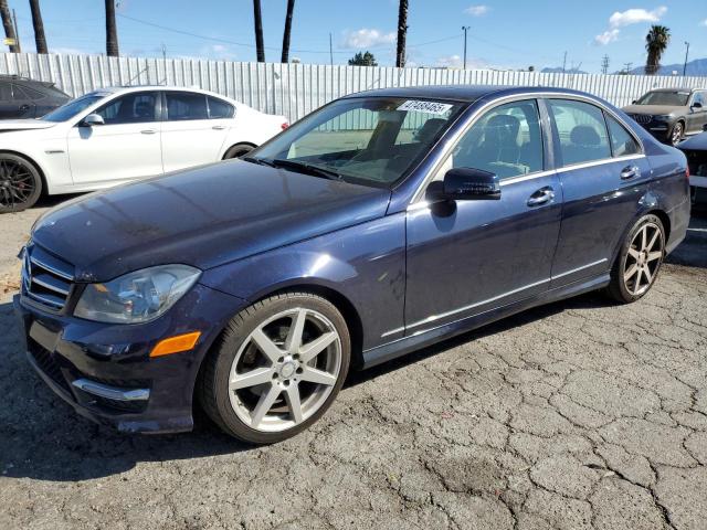 MERCEDES-BENZ C 250 2014 blue  gas WDDGF4HB0EA948724 photo #1