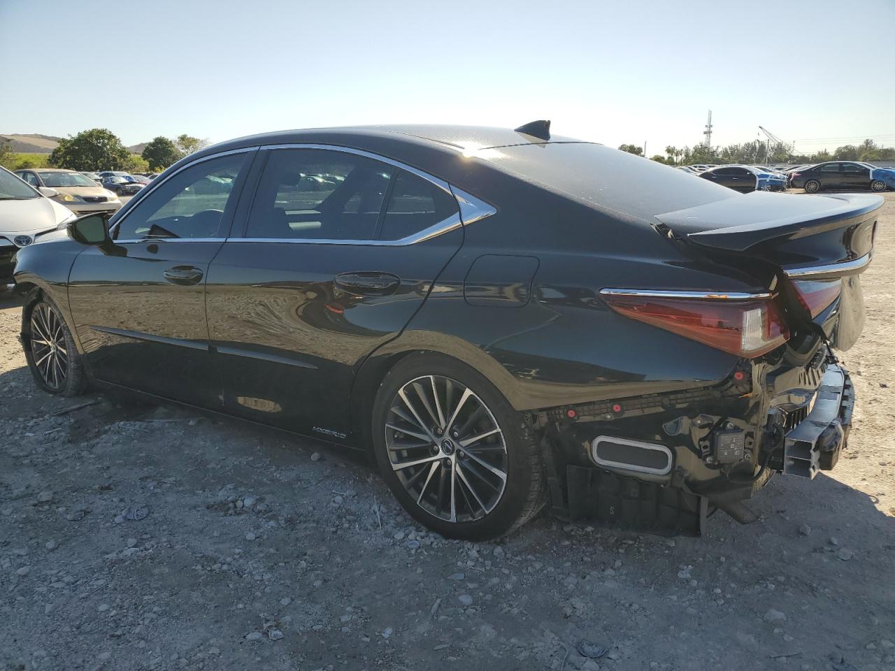 LEXUS ES 300H BASE