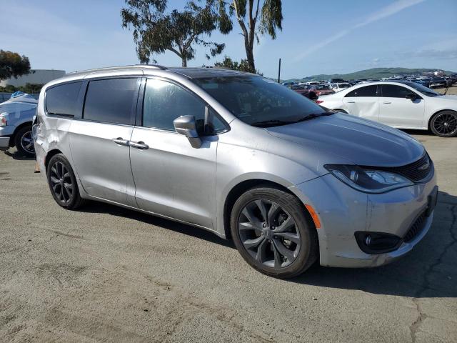Vin: 2c4rc1eg7jr198268, lot: 49513535, chrysler pacifica touring l plus 20184