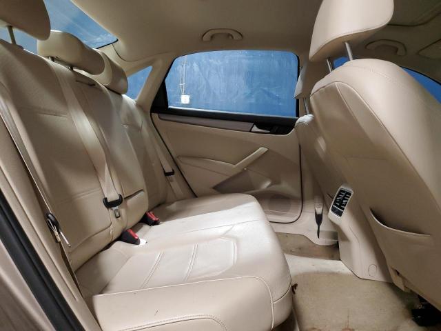 2015 VOLKSWAGEN PASSAT SE 1VWBV7A30FC062787