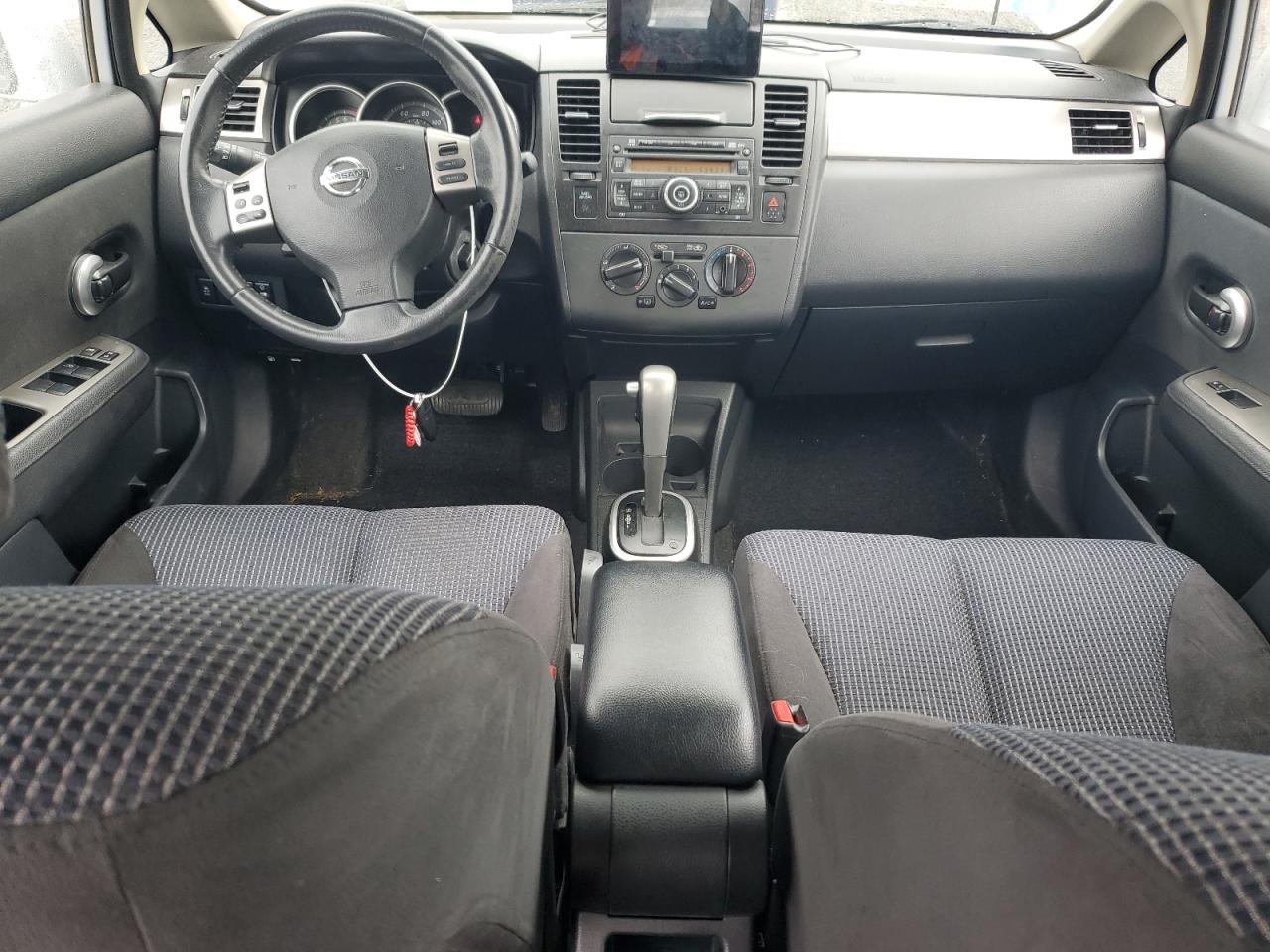 NISSAN VERSA S