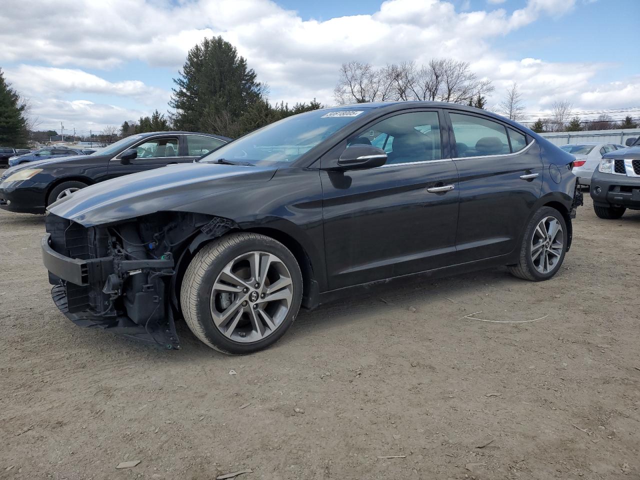 HYUNDAI ELANTRA SE