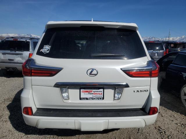 2017 LEXUS LX 570 JTJHY7AXXH4249357
