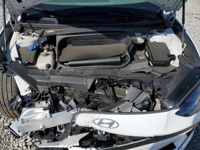 2023 HYUNDAI IONIQ 6 SE - KMHM34AAXPA024720