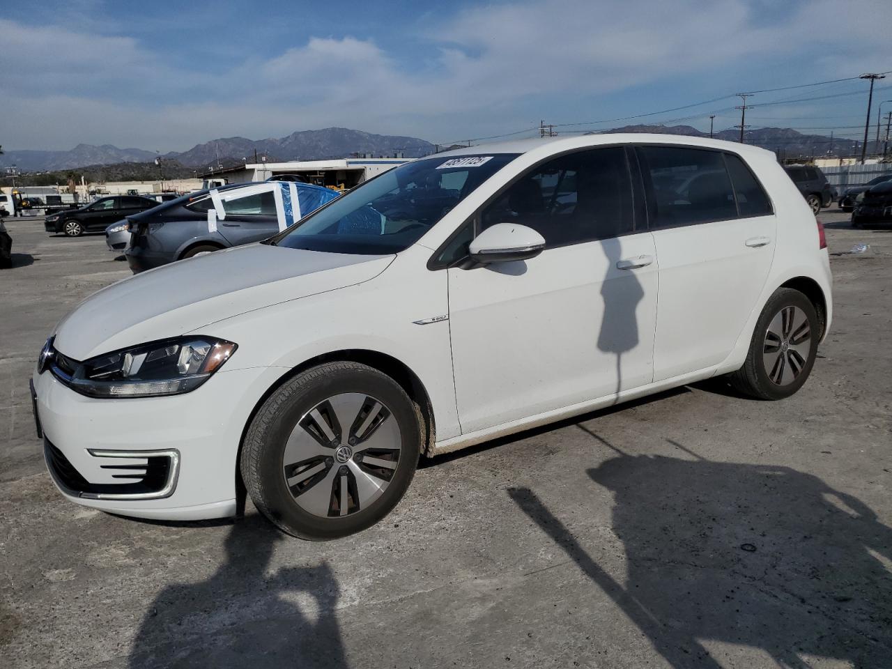 WVWKR7AUXKW909016 VOLKSWAGEN E-GOLF SE 2019