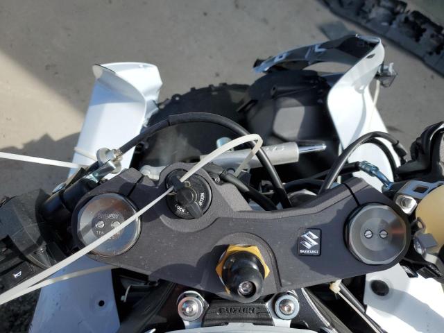2025 SUZUKI GSX-R600 JS1GN7FA1S7100444