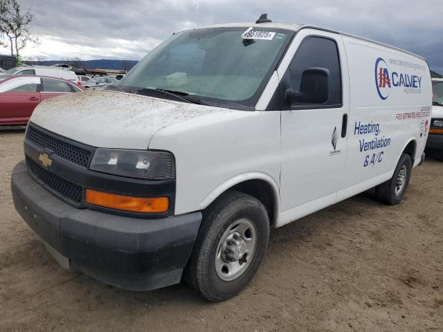 CHEVROLET EXPRESS G2 2018 white  gas 1GCWGAFP9J1271585 photo #1