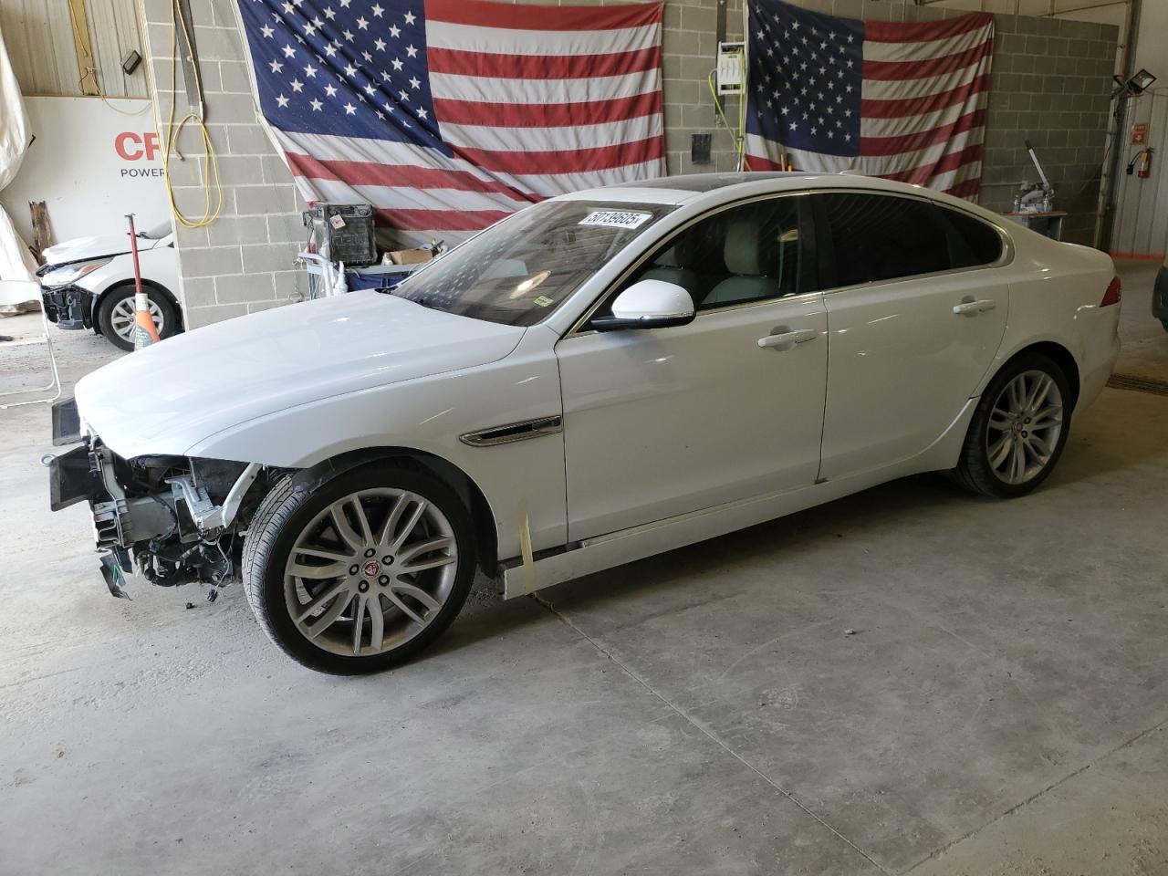 JAGUAR XF PRESTIGE