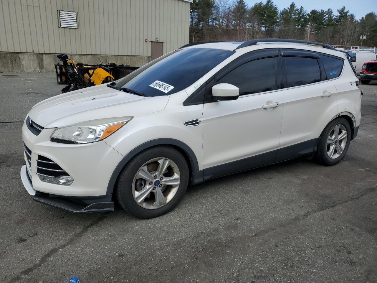 FORD ESCAPE SE