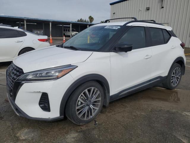 NISSAN KICKS SR