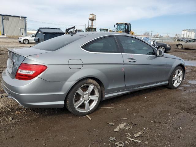Vin: wddgj4hbxdg025337, lot: 49922985, mercedes-benz c-class 250 20133