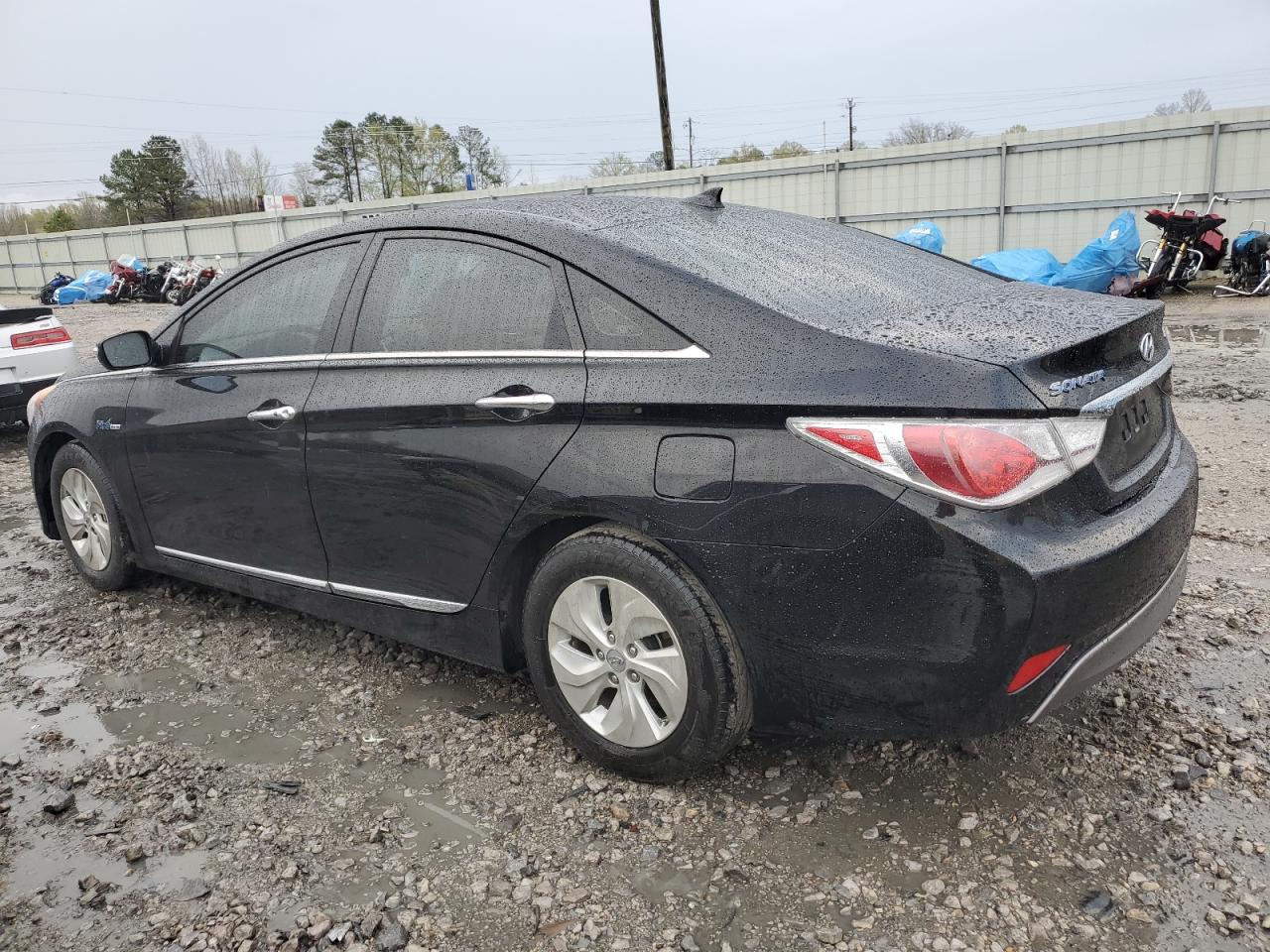 HYUNDAI SONATA HYBRID