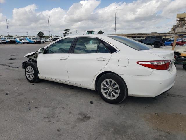 Vin: 4t1bf1fk0fu955500, lot: 49427735, toyota camry le 20152