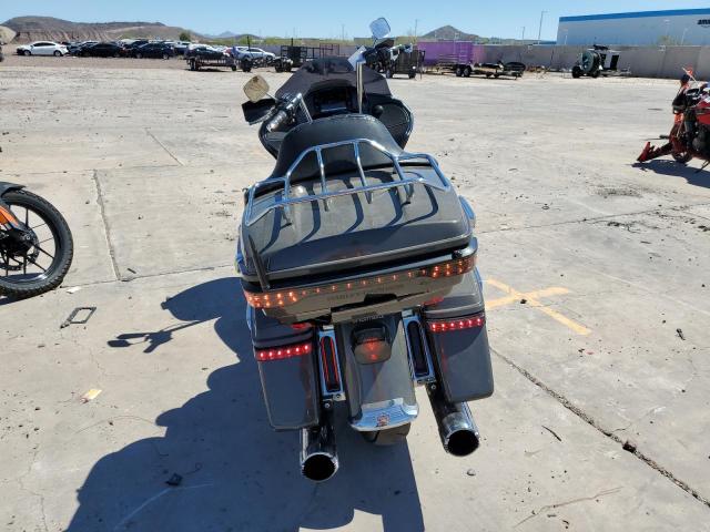 2018 HARLEY-DAVIDSON FLTRU 1HD1KGD13JB609016