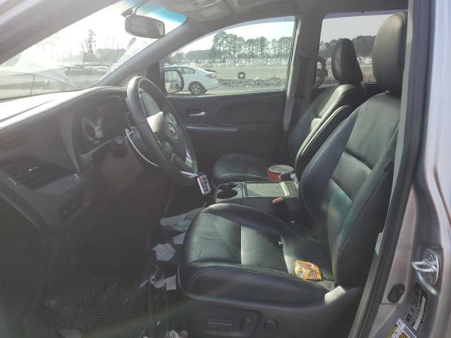 2017 TOYOTA SIENNA SE 5TDXZ3DC2HS850408