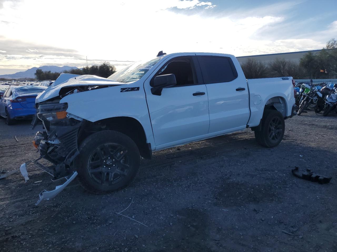 CHEVROLET SILVERADO K1500 TRAIL BOSS CUSTOM