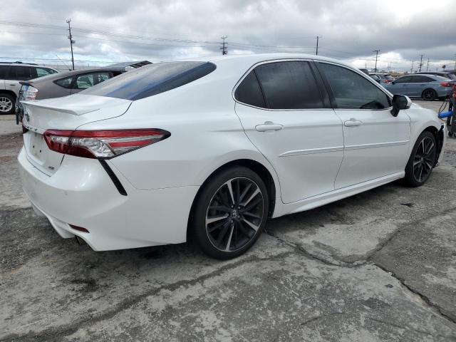 Vin: 4t1b61hkxju033337, lot: 47872645, toyota camry xse 20183