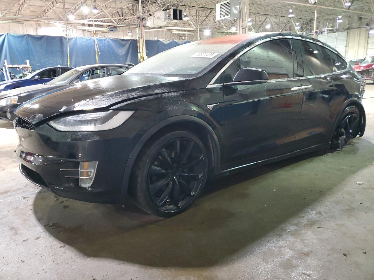 TESLA MODEL X