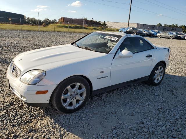 MERCEDES-BENZ SLK 230 KO 1999 white  gas WDBKK47F9XF101984 photo #1