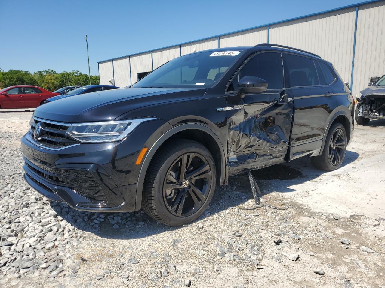 VOLKSWAGEN TIGUAN SE R-LINE BLACK
