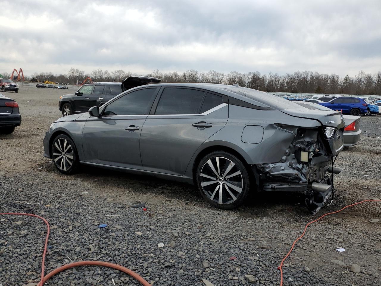 NISSAN ALTIMA SR