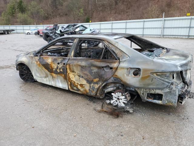 Vin: 4t1bf1fk7hu670702, lot: 47806135, toyota camry le 20172