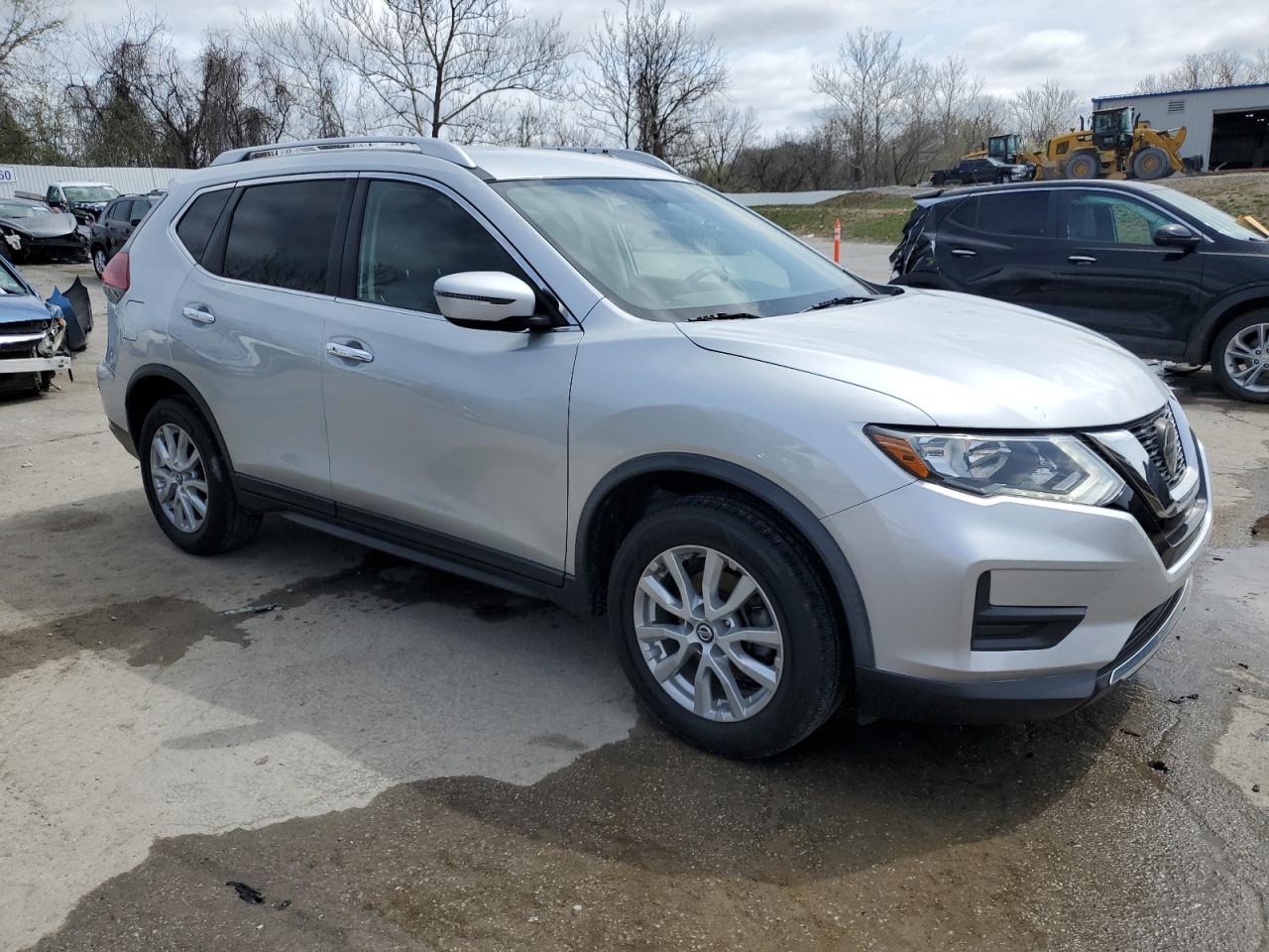 Nissan Rogue s 2018