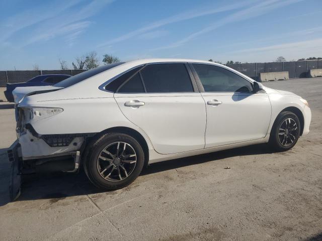 Vin: 4t1bf1fk5hu709108, lot: 47530665, toyota camry le 20173