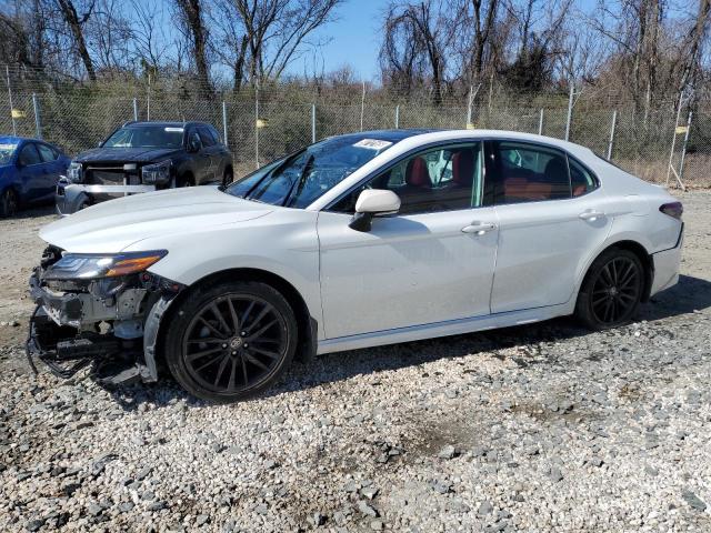 TOYOTA CAMRY XSE