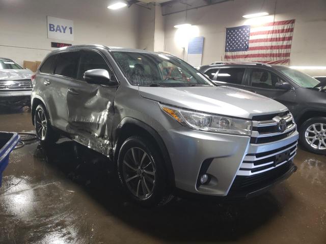 Vin: 5tdjzrfhxks745415, lot: 49050585, toyota highlander se 20194