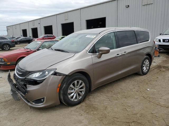 Vin: 2c4rc1fg3jr233998, lot: 49783875, chrysler pacifica touring plus 2018 img_1