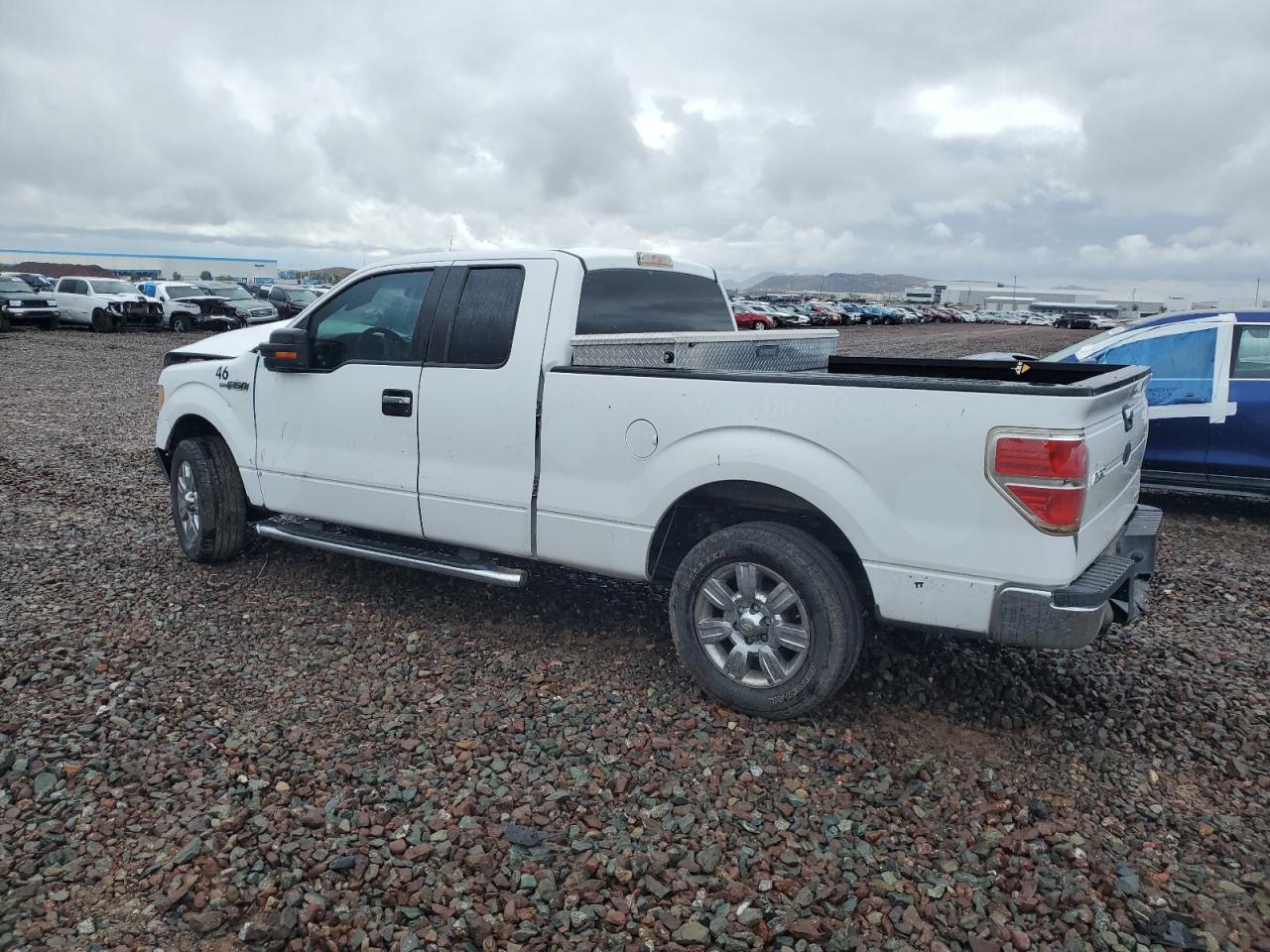 FORD F-150 SUPER CAB