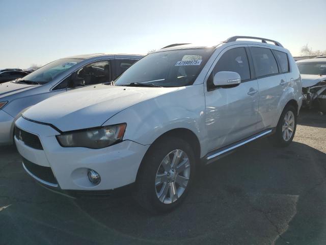 MITSUBISHI OUTLANDER SE