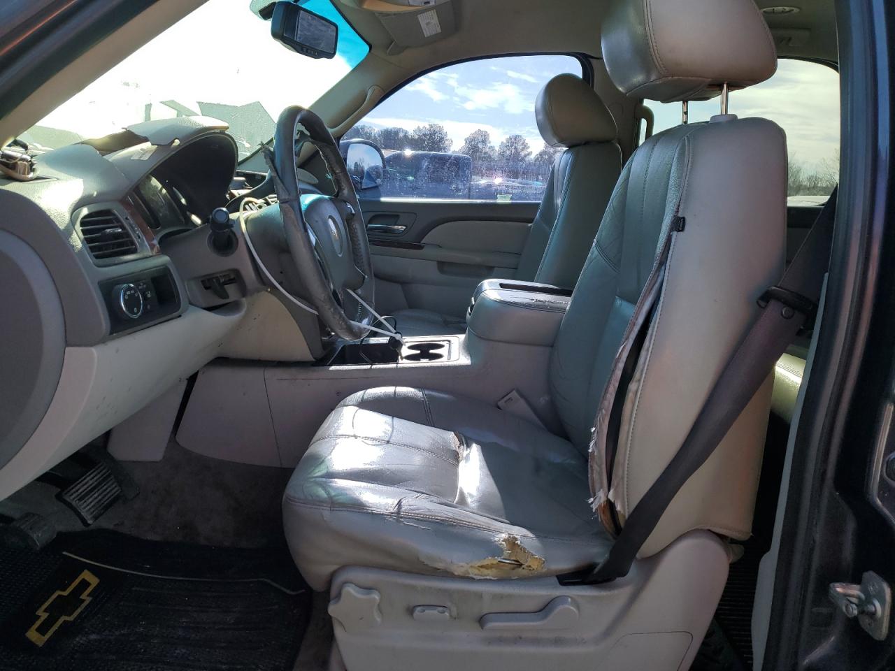 CHEVROLET TAHOE C1500 LT