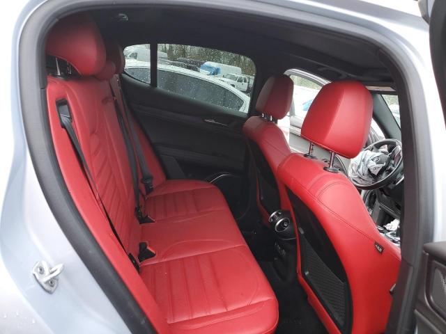 2022 ALFA ROMEO STELVIO - ZASPAKAN5N7D40705
