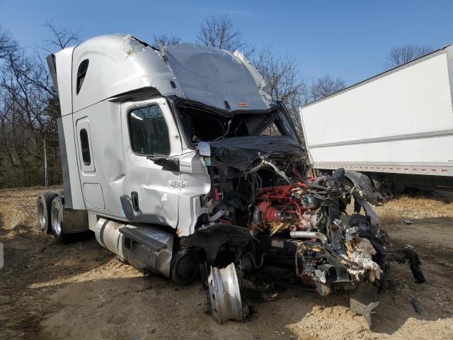 Global Auto Auctions: 2023 FREIGHTLINER CASCADIA