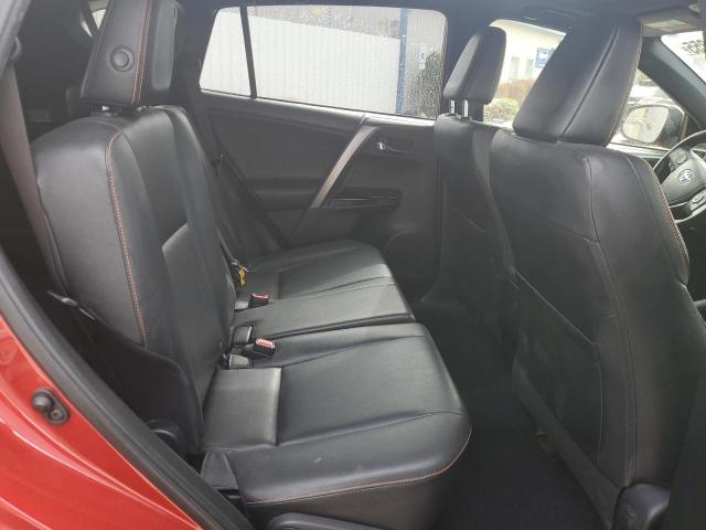 2016 TOYOTA RAV4 SE - JTMNFREV8GJ081234