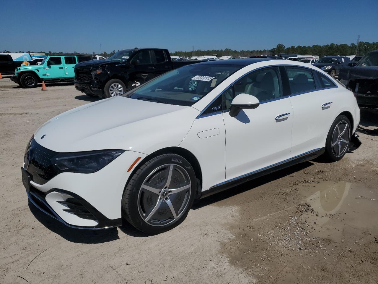 MERCEDES-BENZ EQE 350+