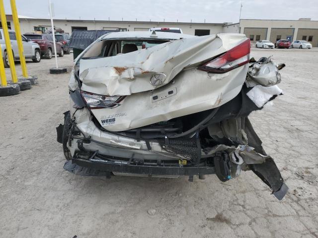 2018 HYUNDAI ELANTRA SE - 5NPD84LF0JH246813
