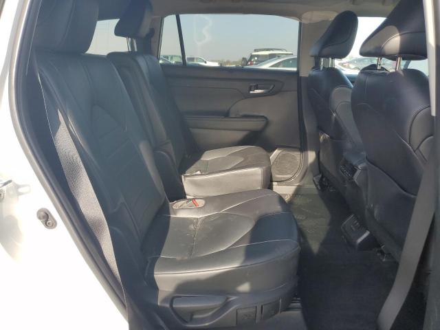 2022 TOYOTA HIGHLANDER - 5TDGZRBH3NS194670