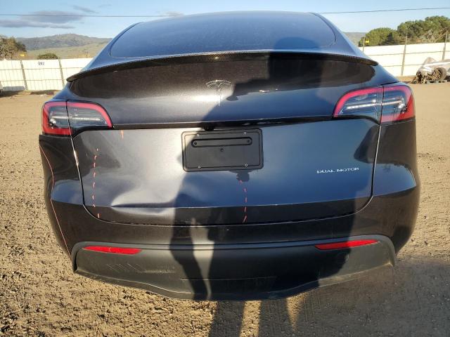 2024 TESLA MODEL Y 7SAYGDEE4RF118158