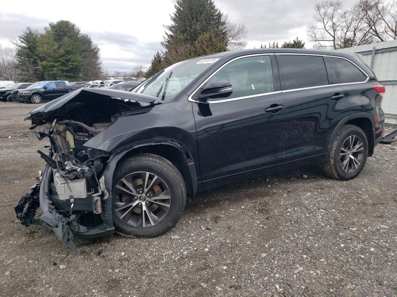 TOYOTA HIGHLANDER LE