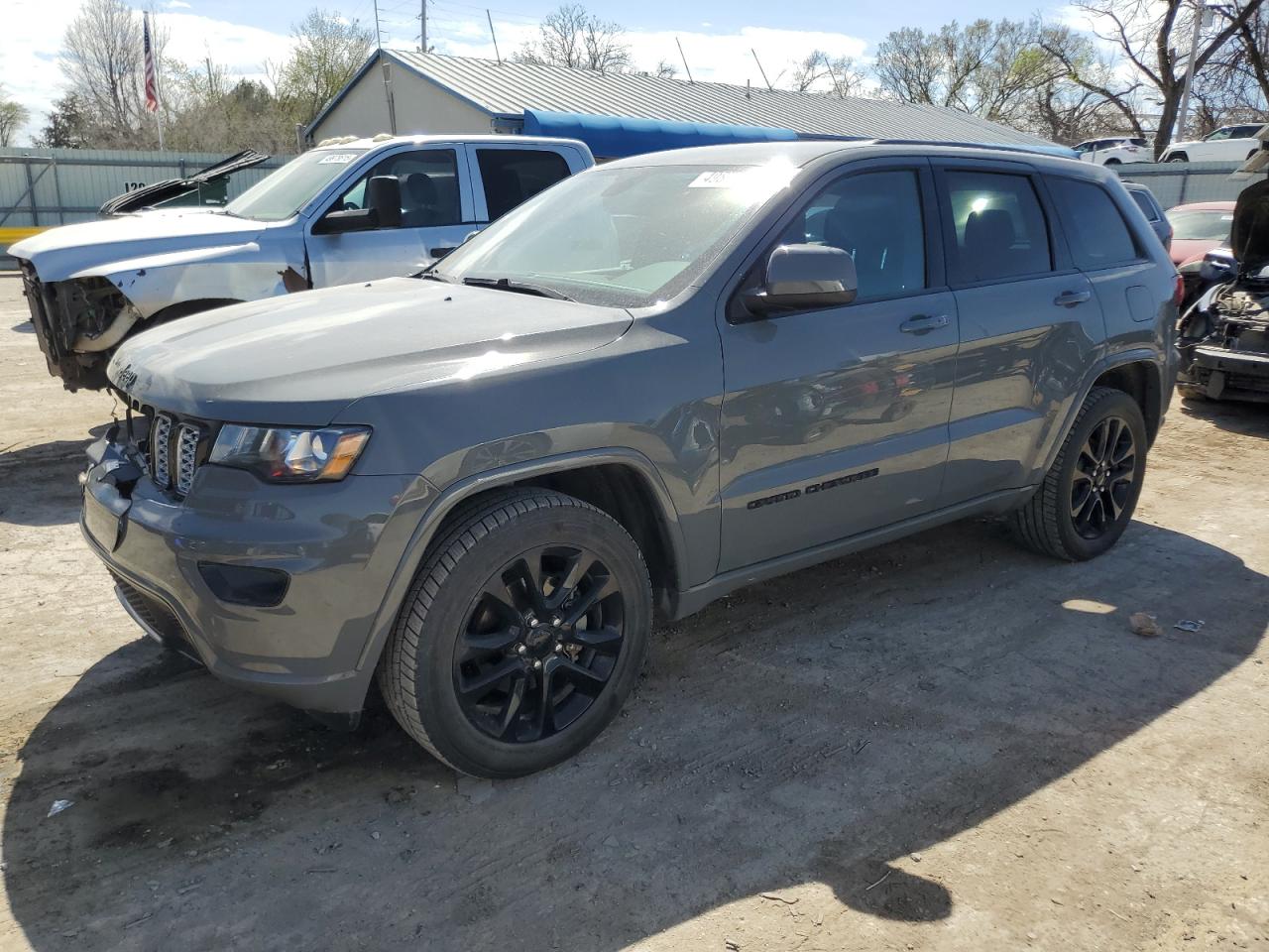 JEEP GRAND CHEROKEE LAREDO